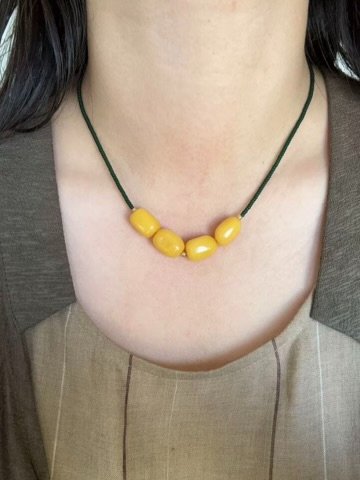 Natural Amber Barrel Bead Necklace, handmade by Duoduoxiang